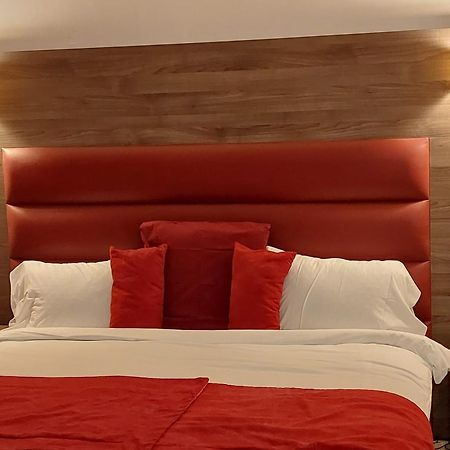 塞纳河畔埃皮奈 Happy Land Holliday Residential酒店 外观 照片