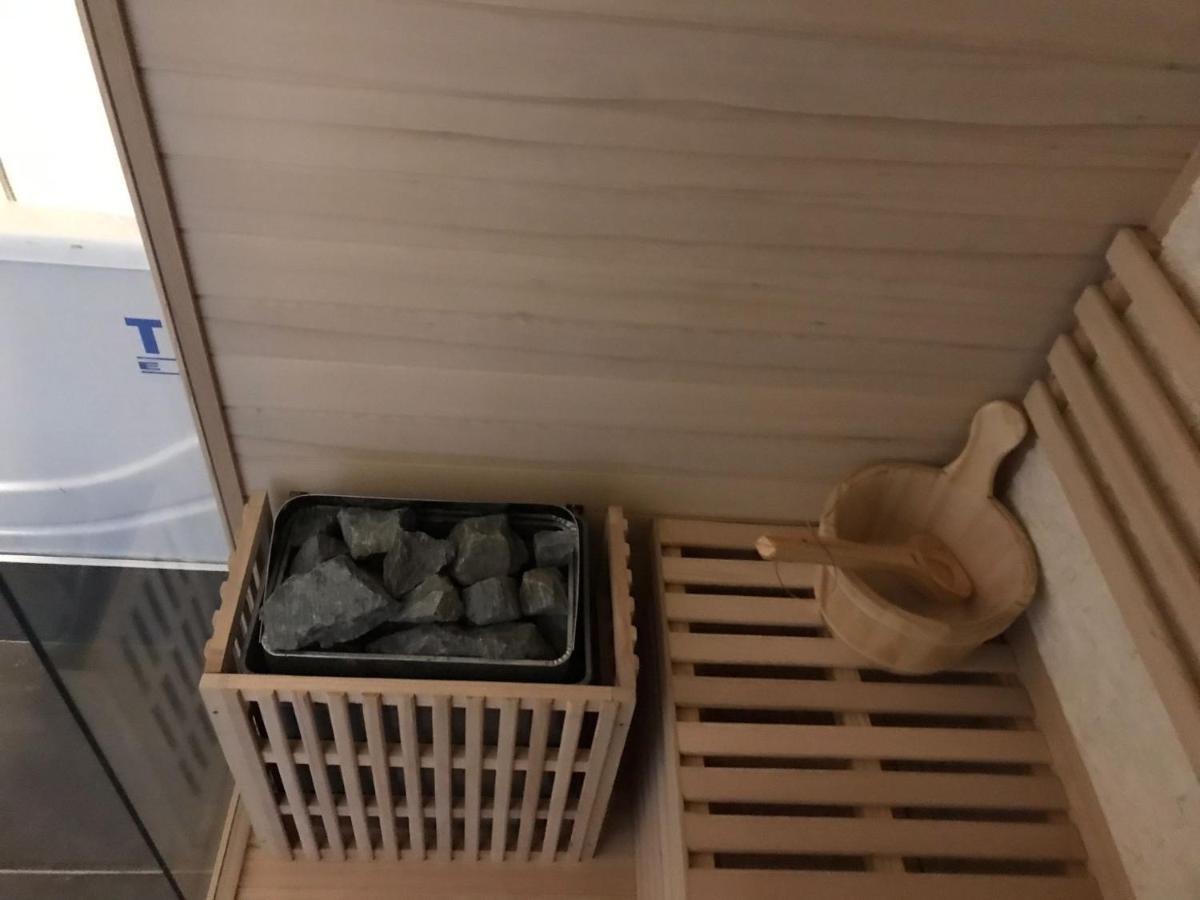塞纳河畔埃皮奈 Happy Land Holliday Residential酒店 外观 照片